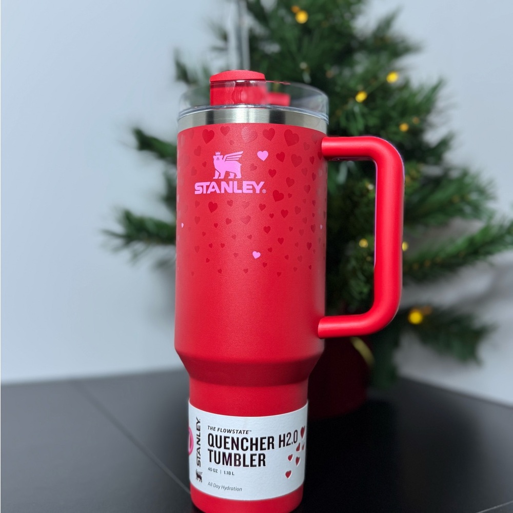 Stanley x Target Valentines Day Ruby Hearts 40oz Tumbler